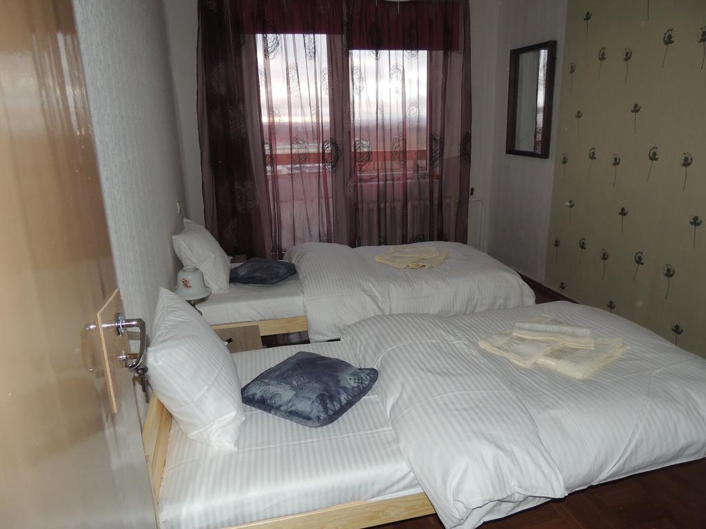 Kivilinna Homestay Lohkva Habitación foto